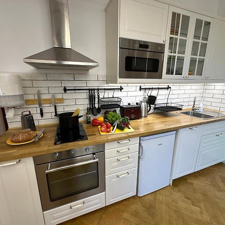Karlin Oasis 2-Bedroom Apartment 布拉格 外观 照片