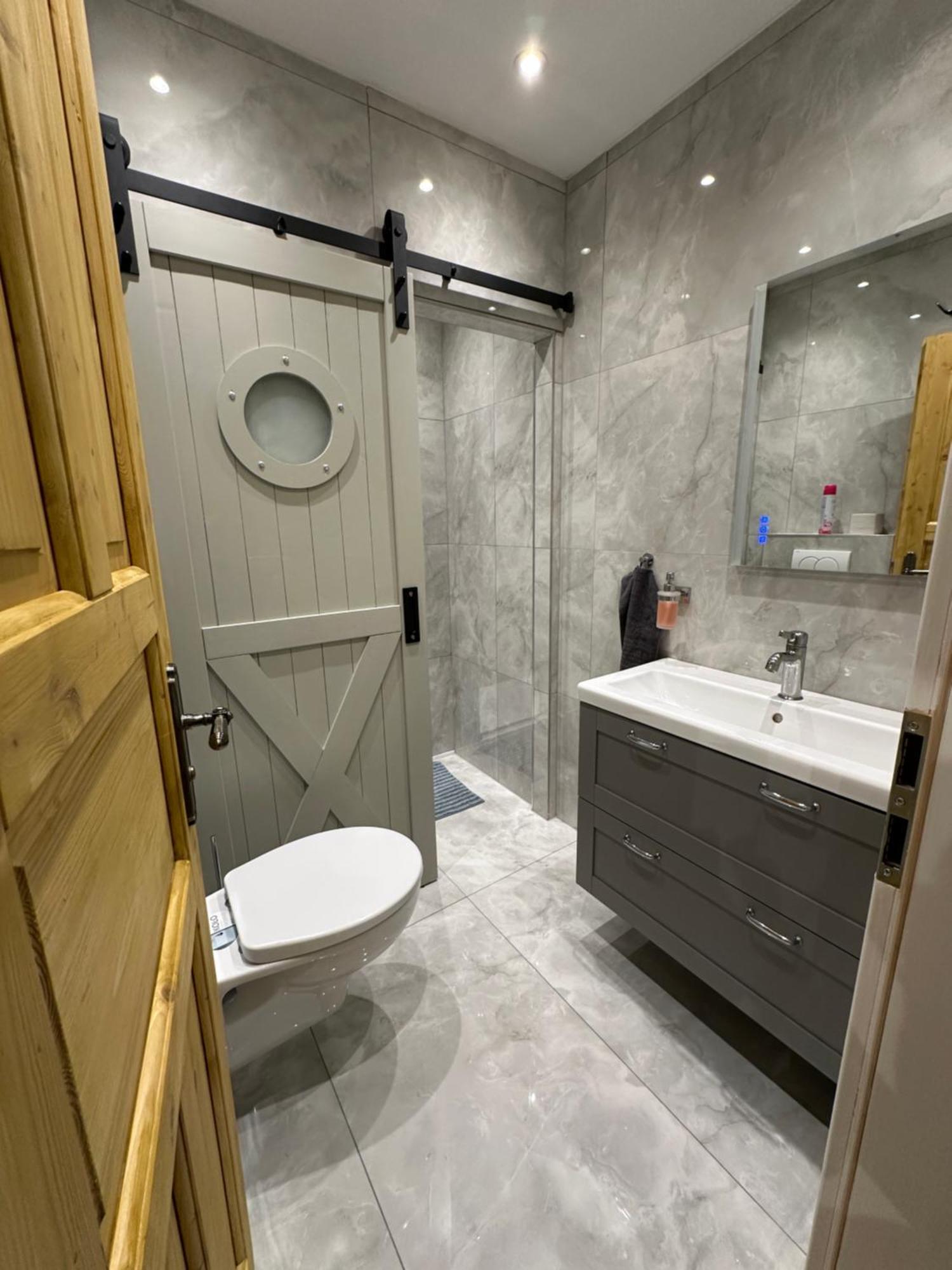 Karlin Oasis 2-Bedroom Apartment 布拉格 外观 照片
