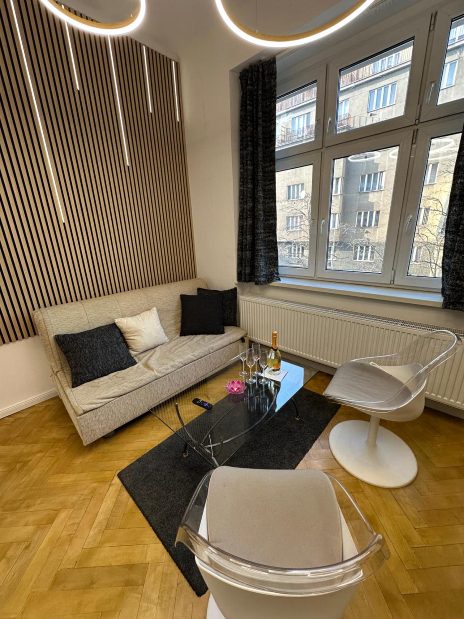 Karlin Oasis 2-Bedroom Apartment 布拉格 外观 照片