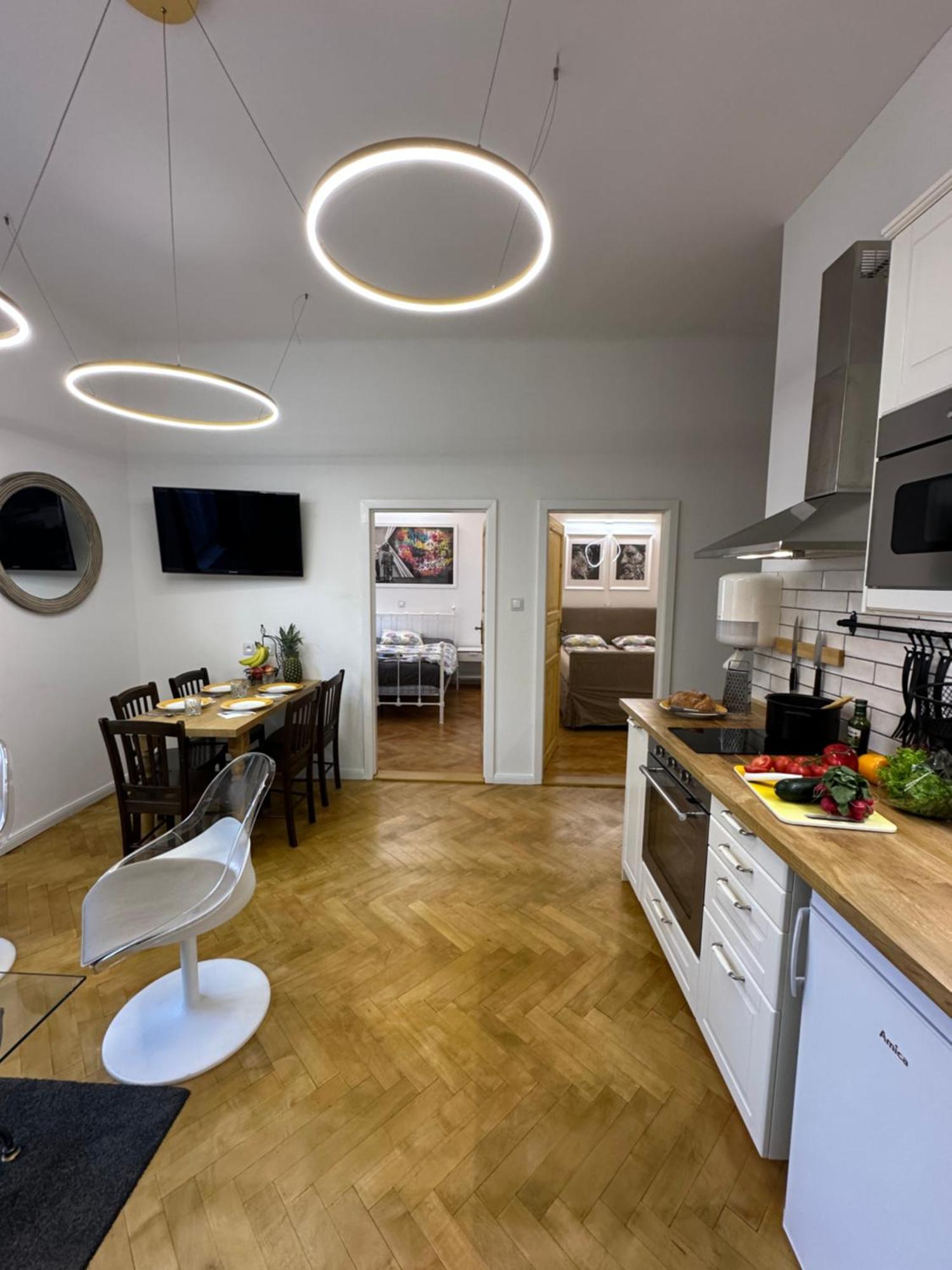 Karlin Oasis 2-Bedroom Apartment 布拉格 外观 照片