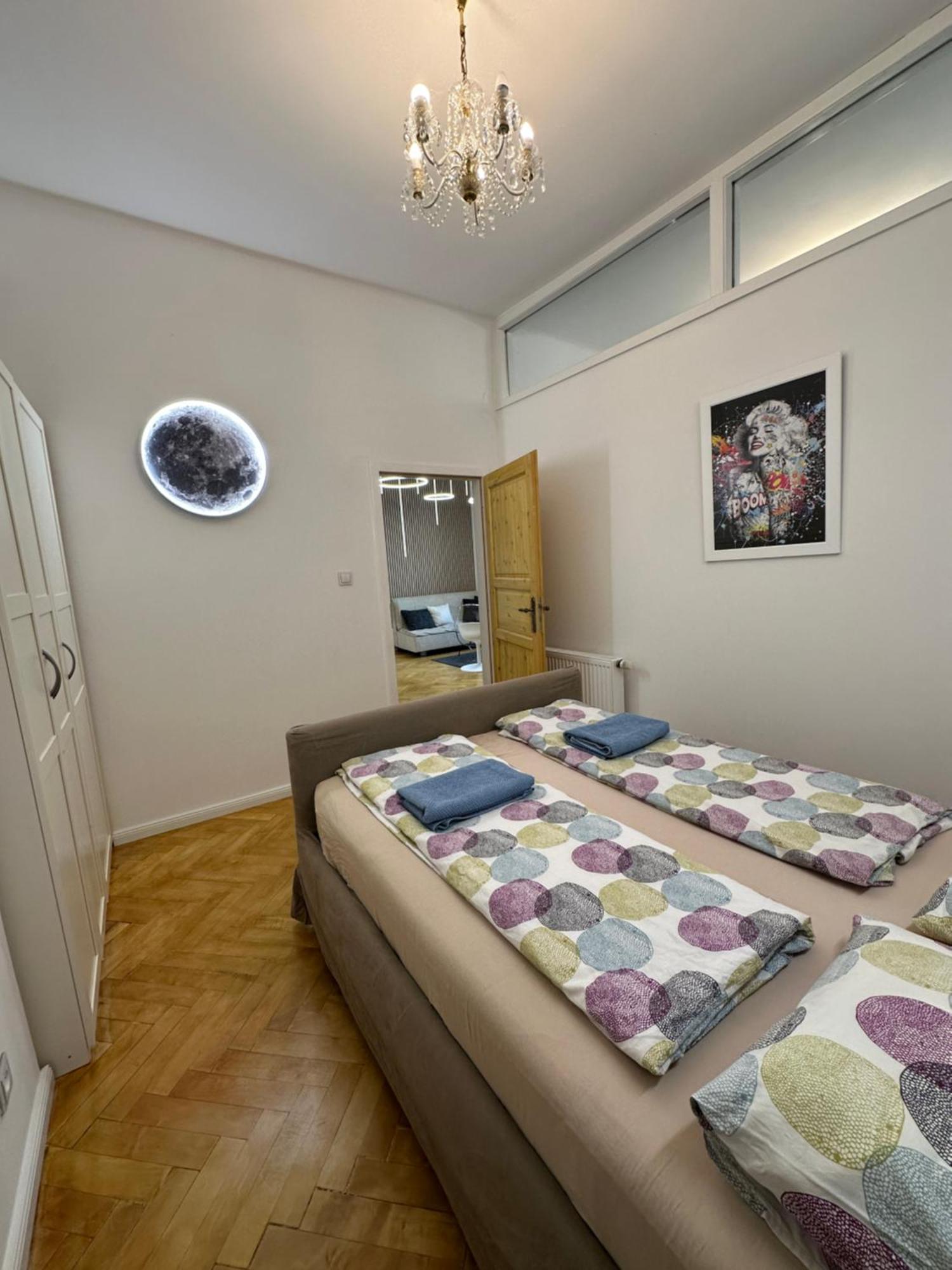 Karlin Oasis 2-Bedroom Apartment 布拉格 外观 照片